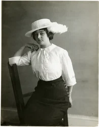 Witte zijden blouse, McCreery