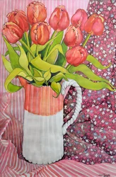 Tulpen in een Roze en Witte Kan