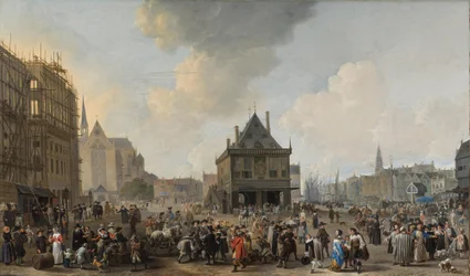 De Dam, gezien naar het noorden, met het stadhuis in aanbouw