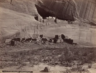 Ruïnes van klifwoningen, Canyon de Chelly, 1879-1881 (foto)