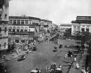 Straat van Clive in Calcutta in India, foto door John Lawson Stoddard (1850-1931) Reiziger en Conferencier Educatieve publicatie voor -Chicago (zw/w foto)