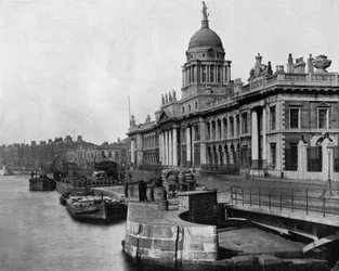 De douane in Dublin (Ierland) geopend in 1791 (zwart-wit foto)