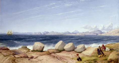 Piraeus, het graf van Thermistocles en verwoeste monumenten met uitzicht op het eiland Salermis