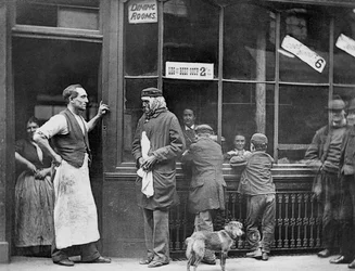 Een huis van veroordeelden, 1876-7