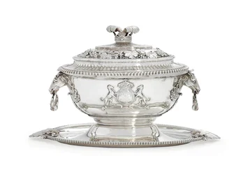 George III soepterrine, deksel, standaard en voering