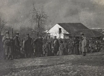 Album "Meine weltkriegs - Erinnerungen South-West Front (Karinthië, Italië, Zuid-Tirol) 31/03/1915-12/11/1918 - Josef Zohles Wenen": gevangenen