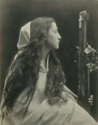 ("Vrouw met een kruisbeeld") Mary Ann Hillier