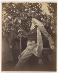 Charles Hay Cameron, Esq., in zijn tuin in Freshwater