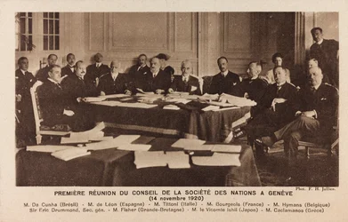 Album ‘Jack Bosio - Oorlogscampagne 1917-1920’: vergadering van de Raad van de Volkenbond in Genève