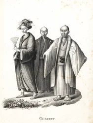 Japanse oiran en samurai. Japanse courtisane in kimono met waaier en haarornamenten, en twee Japanse samurai in chonmage-kapsel met montsuki over hakama en twee zwaarden (katana) in hun riemen. (Ten onrechte Chinees genoemd.) Lithografie door Karl Joseph
