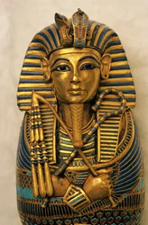 Kistje voor ingewanden, Toetanchamon; Tentoonstelling; Catalogus; Nieuwe Rijk; Egypte, 2009 (foto)