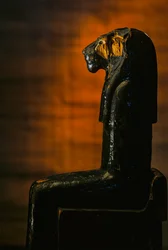 Leeuwin Godin standbeeld, Amenhotep II; Leeuwin Godin; KV 35; Hout, 2009 (foto)