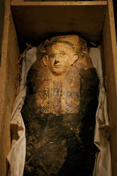 Mummie van een vierjarig meisje, Bahariya, Grieks-Romeinse periode