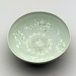 Kom met celadonglazuur, 1250-1350