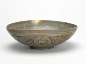 Kom met kraanvogels en wolken, ca.1150-1200