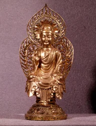 Koreaanse kunst: gouden Boeddhabeeldje. Sillaperiode, 8e-10e eeuw. Nationaal Museum van Korea