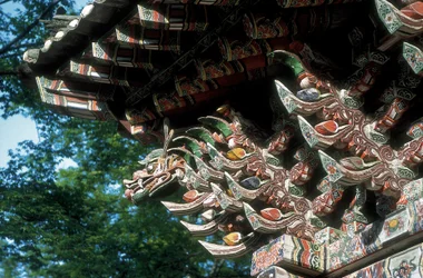 Sŏngwang-sa Tempel, Kosan County, Kangwon Provincie, Noord-Korea, detail van het dak (foto)