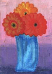 Kleurrijke bloemen in een blauwe vaas