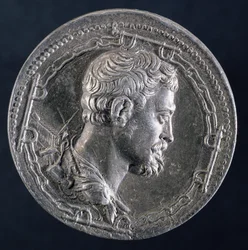 Keerzijde van medaillon van Andrea Doria met de kunstenaar omringd door de kettingen van een veroordeelde en met een galei op de achtergrond, ca. 1541 (zilver)