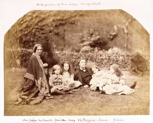 Portret van de familie MacDonald met Lewis Carroll, 1863