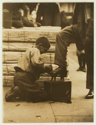 Schoenpoetser in de Bowery, New York, 1910