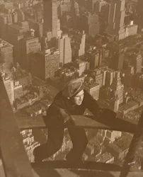 De balken van de Empire State beklimmen - 100 verdiepingen hoog
