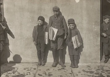 John Pento, 14 jaar oud, Daniel en Angelo Pento, 7 jaar oud, krantenverkopers..., 3348