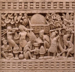 Detail van de oostzijde van de Stupa I in Sanchi (UNESCO Werelderfgoedlijst)