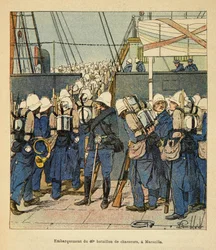 De oorlog in Madagaskar - Anekdotische geschiedenis van de Franse expedities van 1885-1895 door Henri Galli, geïllustreerd door Louis Bombled: Inscheping van het 40e jagerbataljon in Marseille voor Madagaskar in 1895