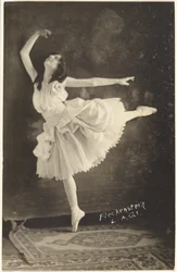 [Ballerina op Pointe].