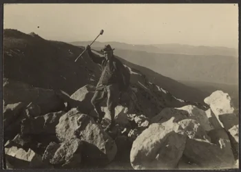 [Fleckenstein on Rocks].