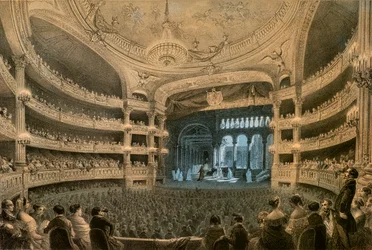 De Keizerlijke Muziekacademie, theater van de Opera, tijdens een uitvoering van 