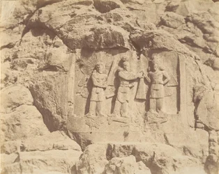 7 [Taq-e Bostan, kroningsceremonie van Shapur II, Kermanshah], jaren 1840-60.