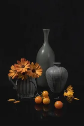 Stilleven met oranje bloemen