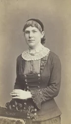 Portret van zittende vrouw, 1865