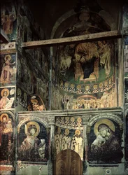 Iconostase en apsis, fresco