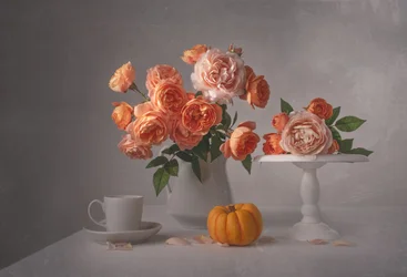Stilleven met herfstrozen