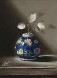 Stilleven met blauwe vaas