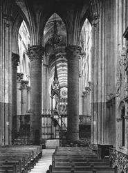 Interieur van de Kathedraal van Rouen, Frankrijk, 1937