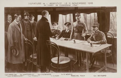 Ondertekening van de wapenstilstand ter beëindiging van de Eerste Wereldoorlog, Bos van Compiegne, Frankrijk