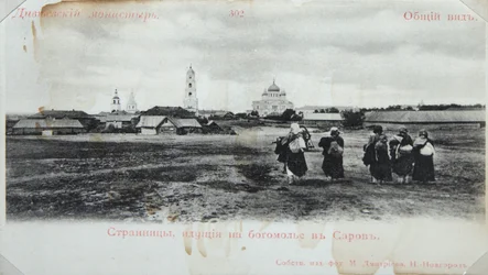 Pelgrims op weg naar het Sarov Klooster, Rusland, 1904