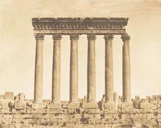 Colonnade van de Zonnetempel, in Baälbek Heliopolis, 15 september 1850