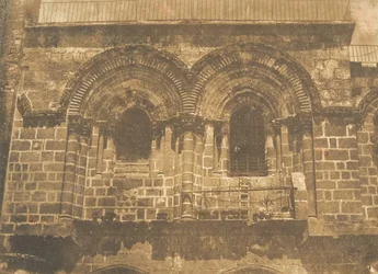 Façade van de Kerk van het Heilig Graf, in Jeruzalem No. 2 bovenste deel