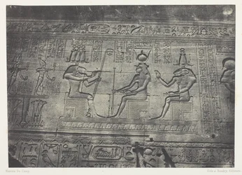 Grote tempel van Denderah (Teutyres), beelden van de achtergevel; Opper-Egypte, plaat 19 uit het album "Egypte, Nubie, Palestina en Syrie" (1852)