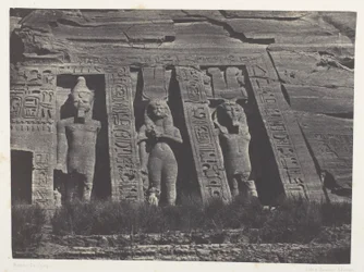 Ibsamboul, noordelijk deel van het speos van Hathor; Nubië, plaat 108 uit het album "Egypte, Nubië, Palestina en Syrië" (1852)