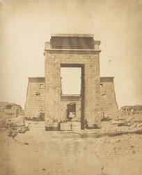 Propylon van de Tempel van Khons, in Karnak, Thebe, 1849-50