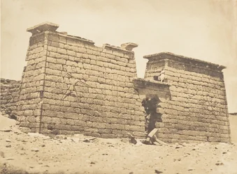Pylonen van de tempel van Sebona