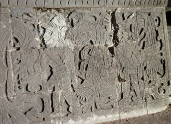 Het grote balveld, 750-1200