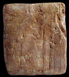 Mesopotamië. Sumerische kunst: figuur met veren (circa 2700 v.Chr.)