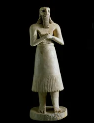 Mesopotamische kunst: beeldje van bebaarde man (of god Abu)